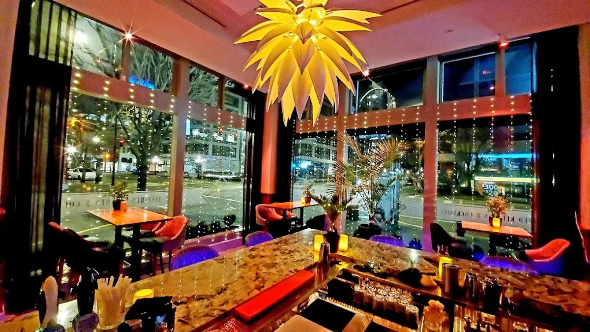 The Palms Restaurant & Lounge