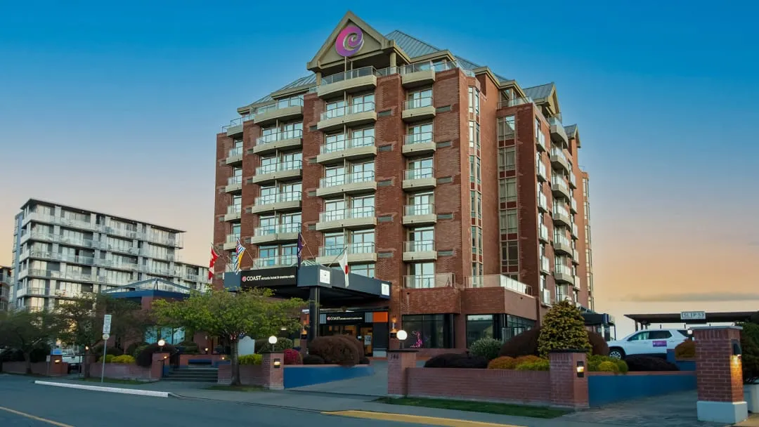 Coast Victoria Hotel & Marina by APA
