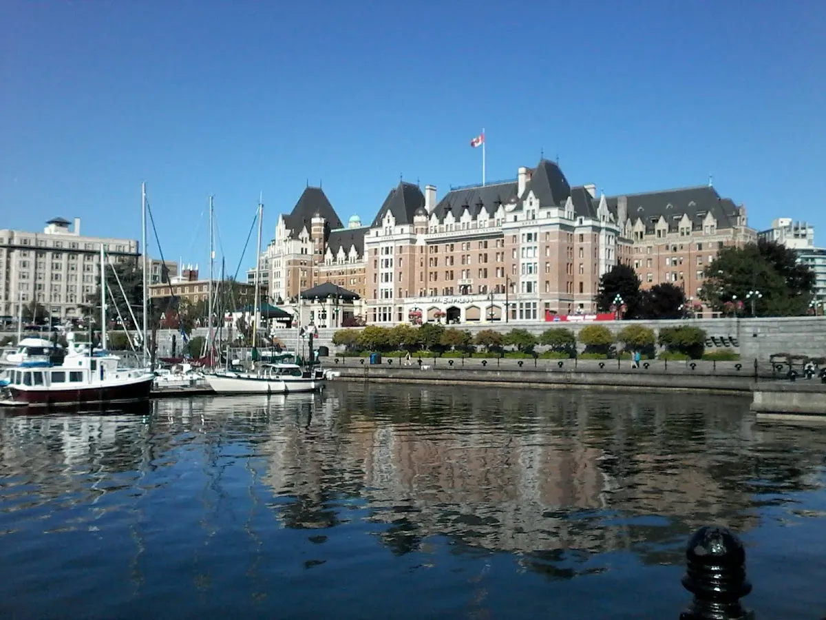Rosewood Inn