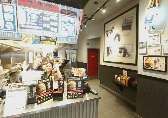 Cat’s Coffee & Cake