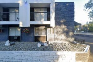 Hecklers Bar & Grill