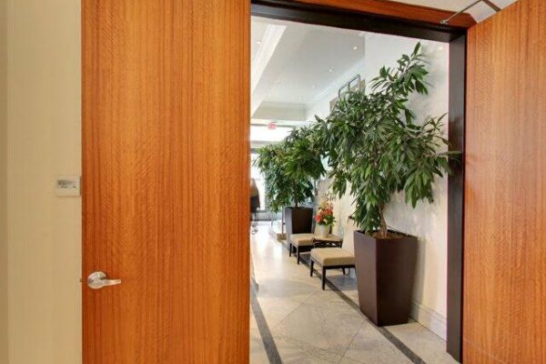 The Palms Restaurant & Lounge