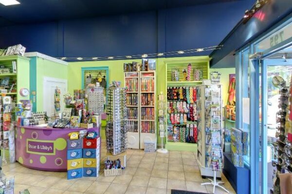 Oscar & Libby’s
