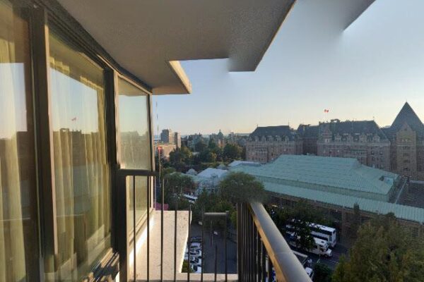 DoubleTree by Hilton Hotel & Suites Victoria