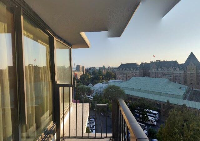 DoubleTree by Hilton Hotel & Suites Victoria